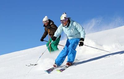 Arthrose et ski : la compatibilité